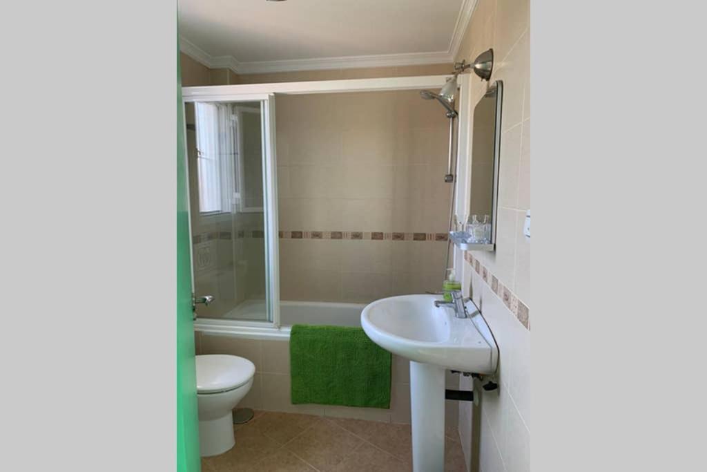 One Bedroom Penthouse Alora Dış mekan fotoğraf