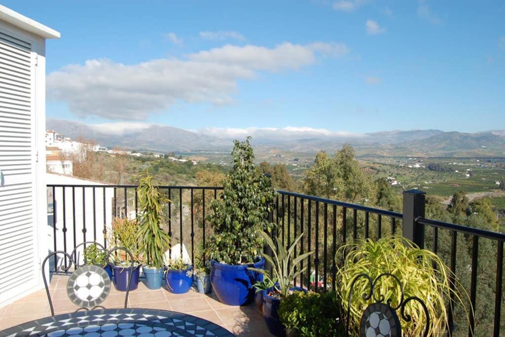 One Bedroom Penthouse Alora Dış mekan fotoğraf